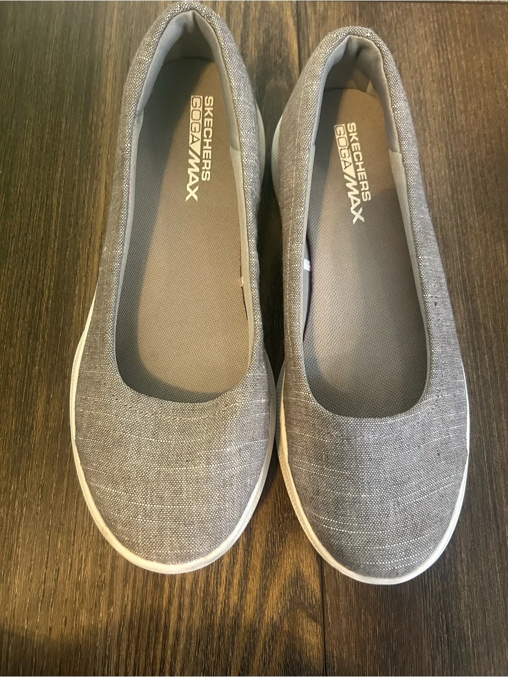 Skechers Gray Slip-On Ballet Flats with Goga Max Insole